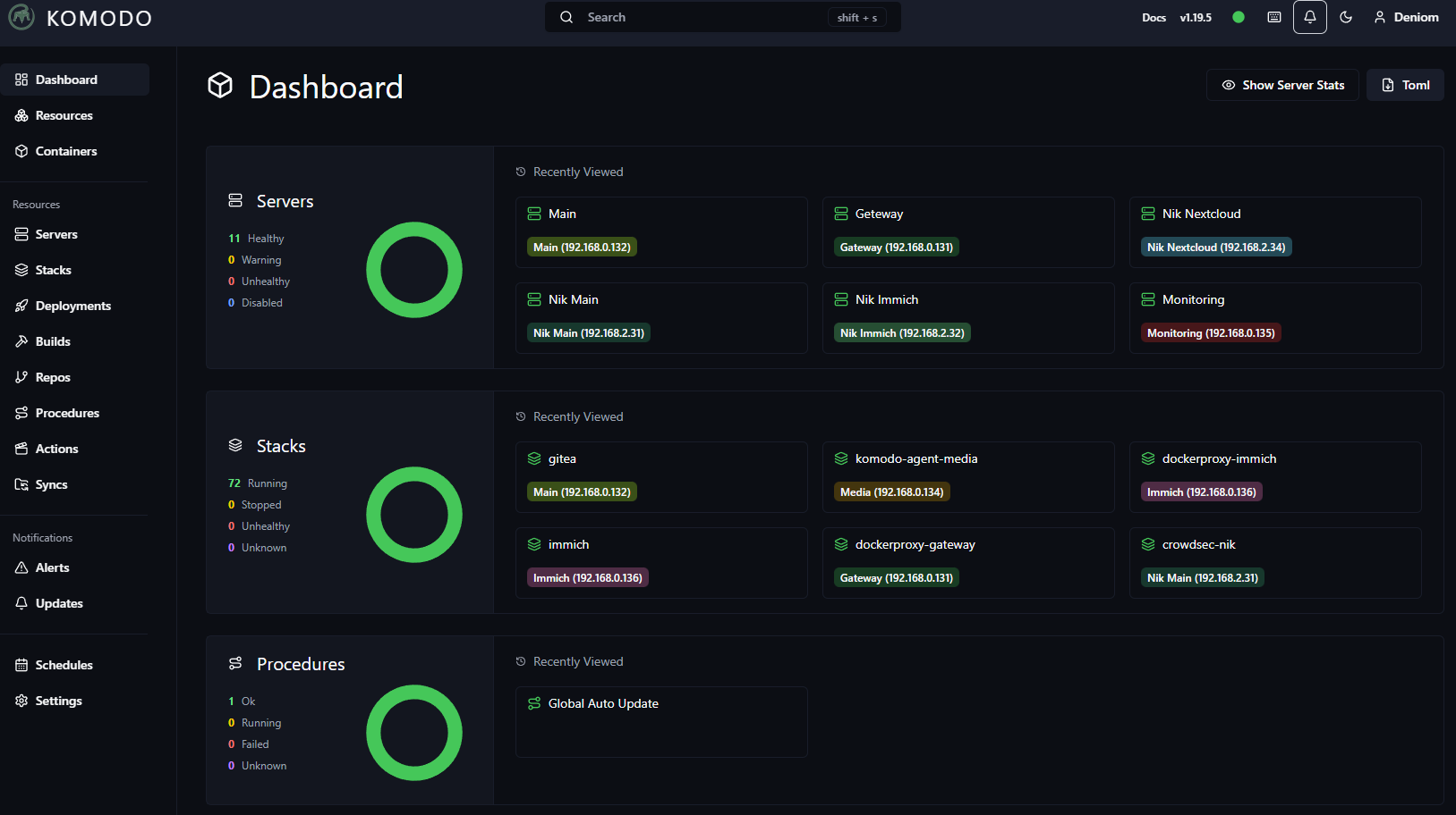 Self-hosting. Komodo.png